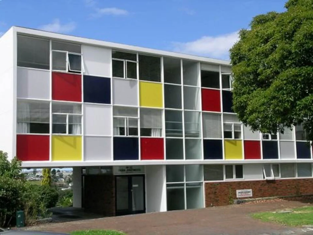 Iconic Paora Apartment - Views Spectacular