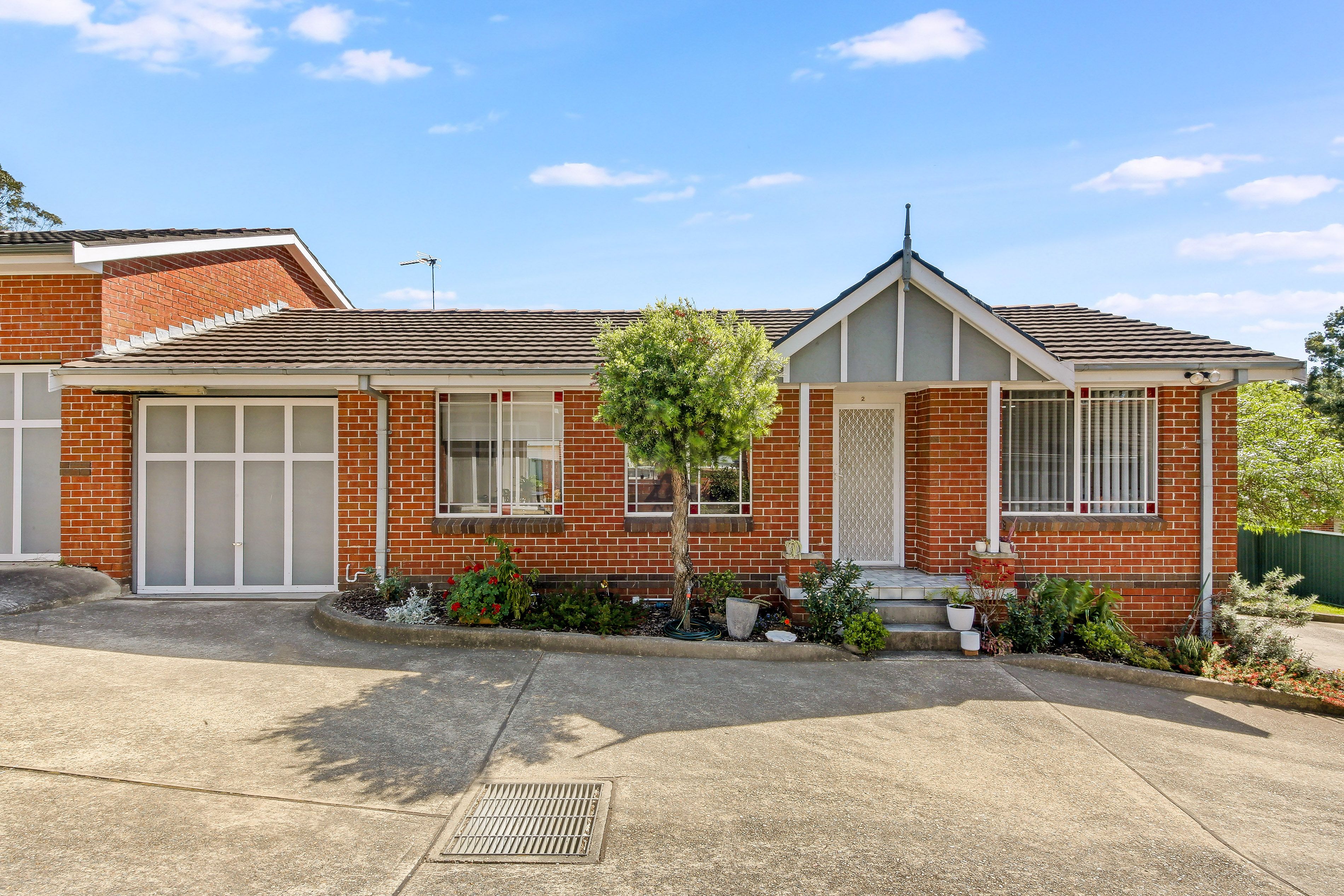 14 WESTMORELAND RD, MINTO NSW 2566, 0 rūma, 0 rūma horoi, House