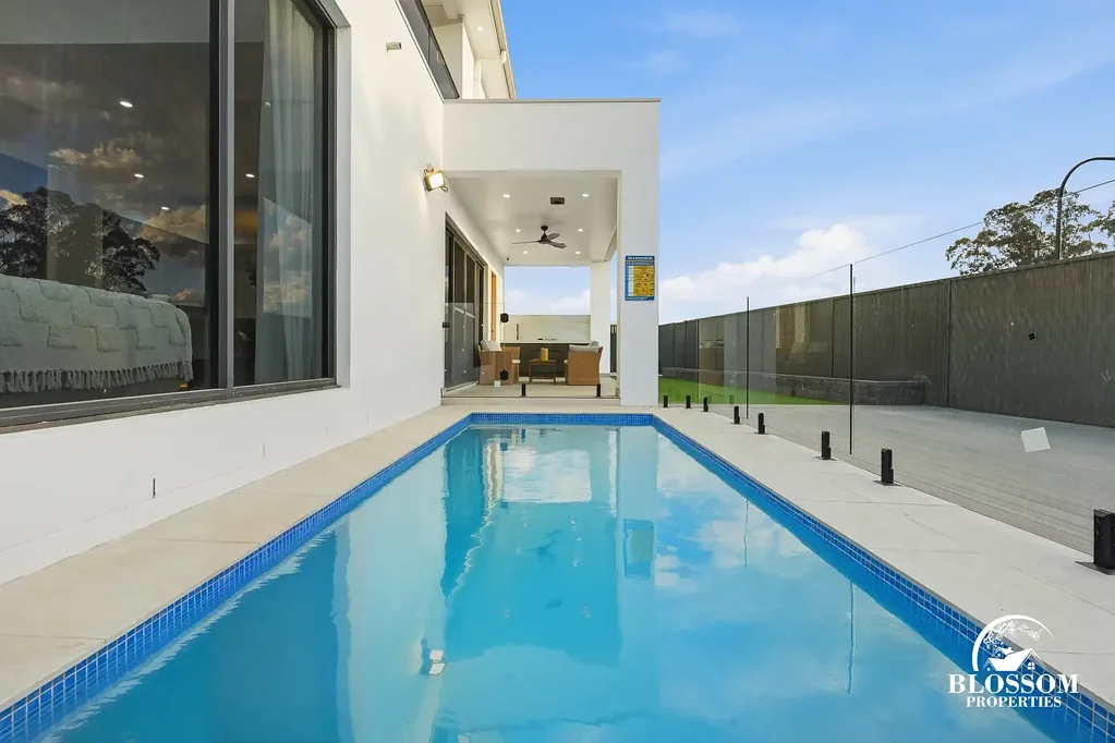 Marsden Park 5Zimmer MARSDEN PARK' FINEST RESIDENCE - Brand-New 45sq Architectural Masterpiece with Luxury Pool