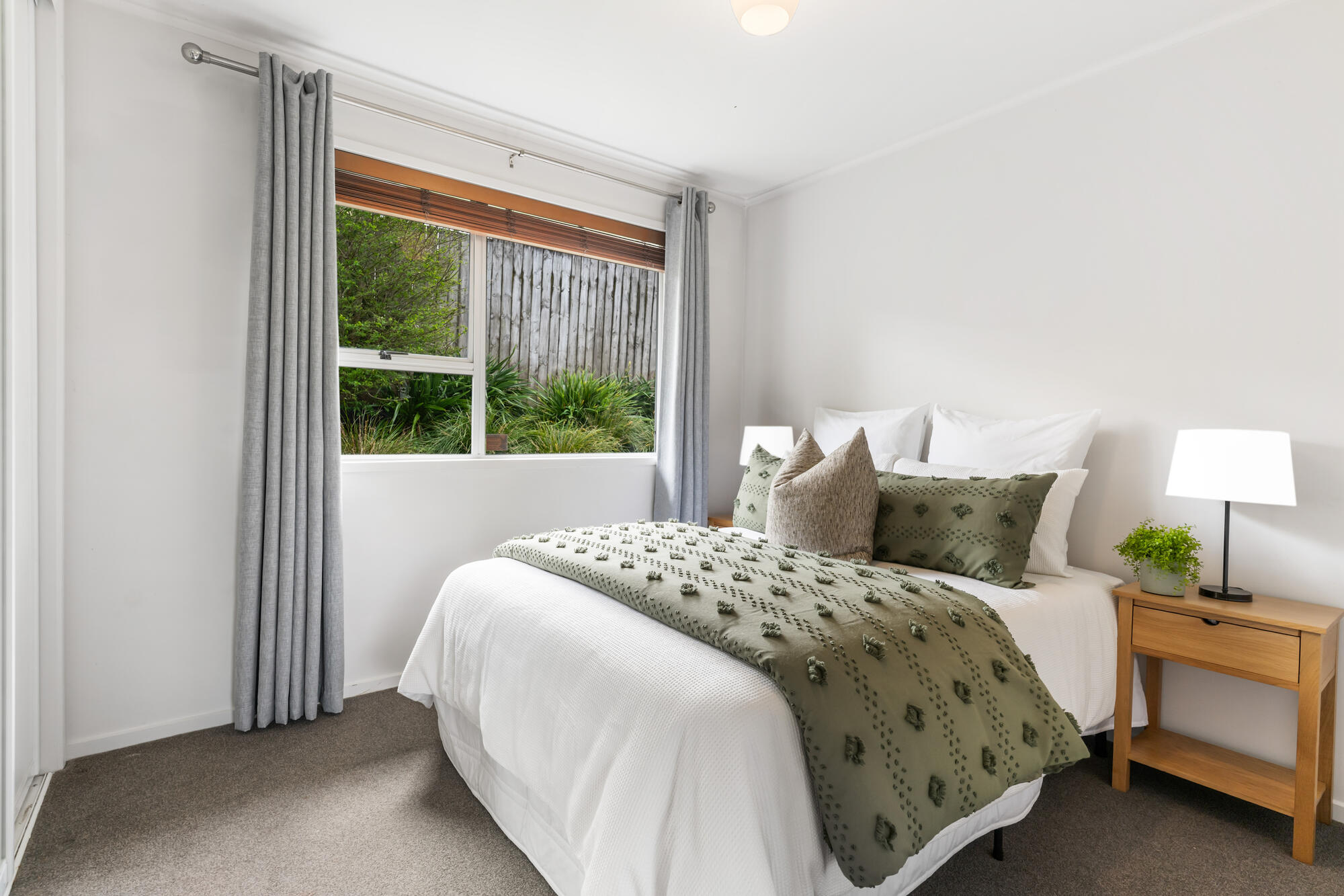 45 Sycamore Drive, Sunnynook, photo 15