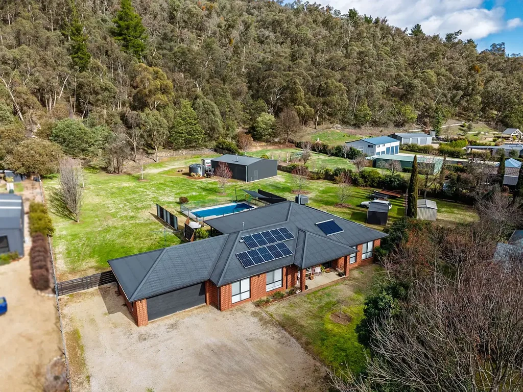 4 Tempo Crescent, Bright, VIC 3741