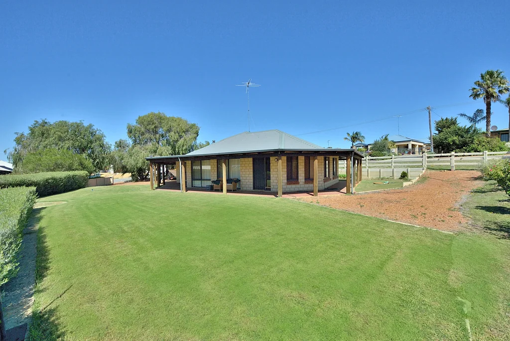 9 Red Gum Close, Bouvard, WA 6211