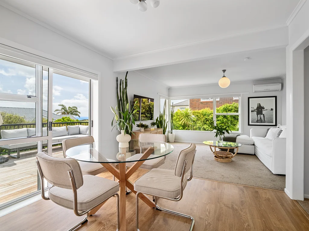 3/619 Beach Road, Rothesay Bay, North Shore City, Auckland