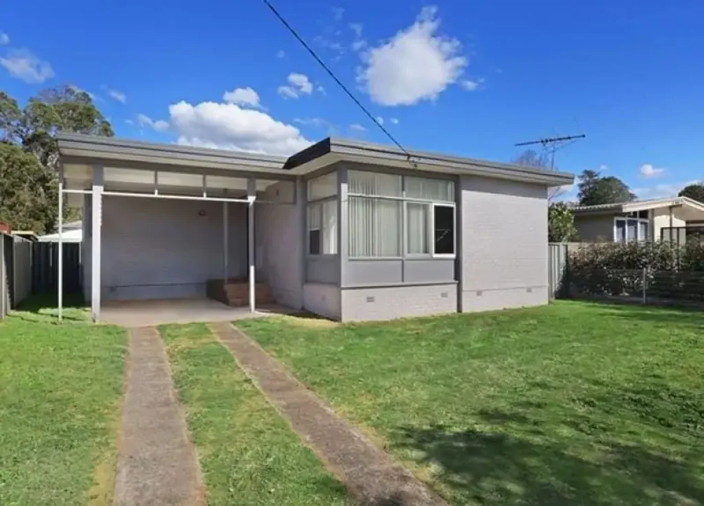 90 Luttrell Street, Hobartville, NSW 2753