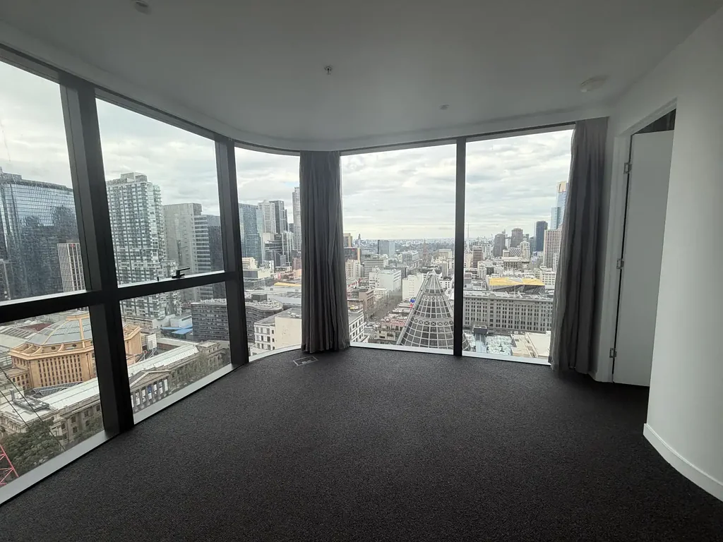 Light-Filled Two-Bedroom Apartment in the Heart of Melbourne CBD