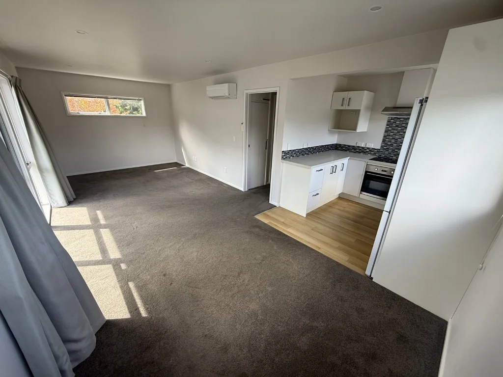 Spacious & Fully Renovated