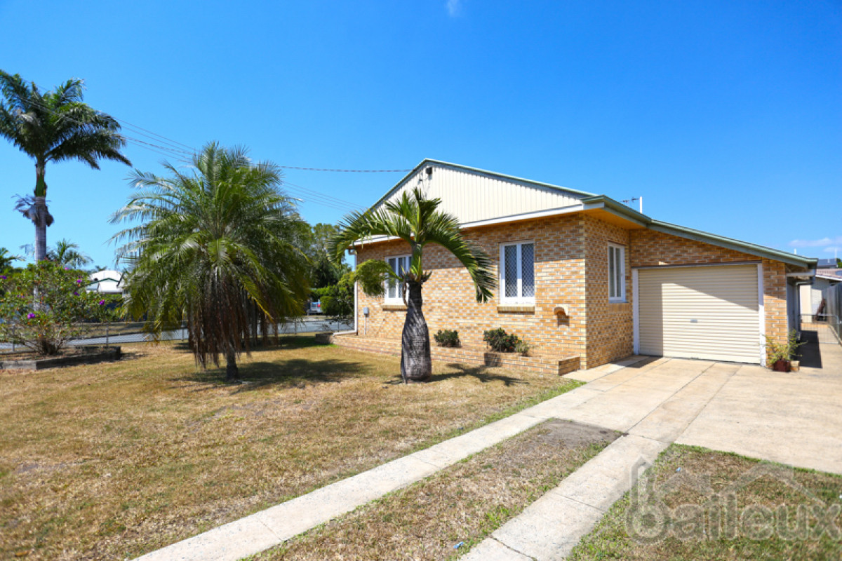 101 WEBBERLEY ST, WEST MACKAY QLD 4740, 0 कमरे, 0 बाथरूम, House