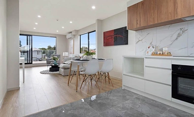 3 Master Bedrooms  Ultimate Privacy & Convenience