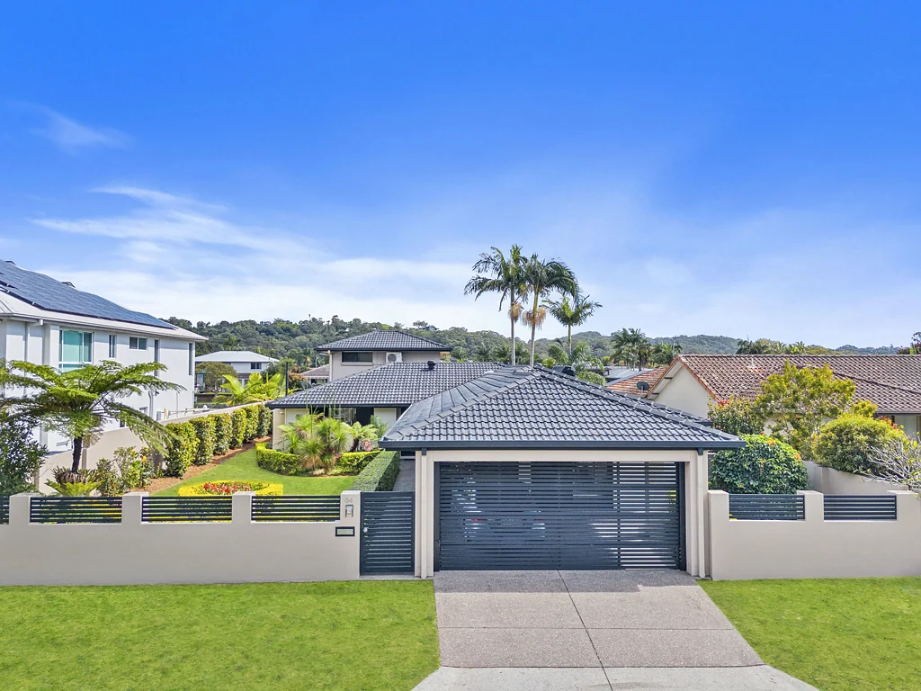 64 Melaleuca Drive, Palm Beach, QLD 4221