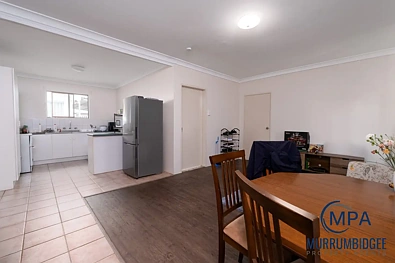 1 & 2/31 Progress Street, Yanco, NSW 2703, 4 slaapkamers, 2 badkamers, Unit