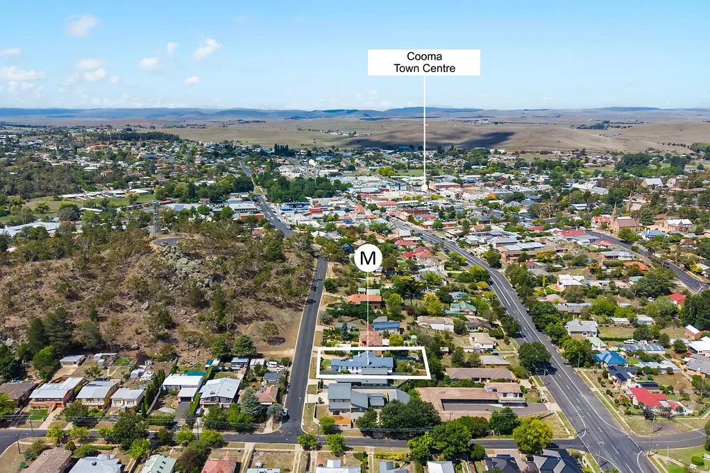 Cooma 3침실 Elegant Period home in central Cooma CBD