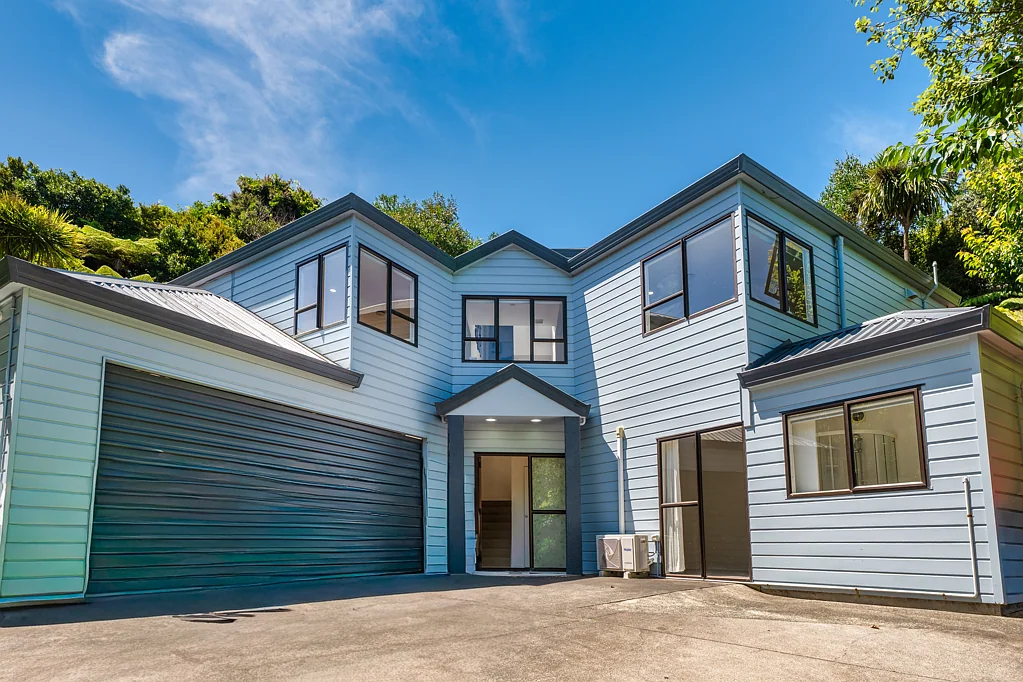 Murrays Bay 5房 Rangi学区内！布局灵活，自住/办公/出租皆宜，靠近海滩/交通设施/零售中心！ Prime Rangitoto Zone Opportunity