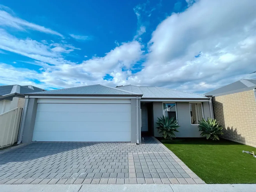 SPACIOUS FAMILY HOME 4x2
