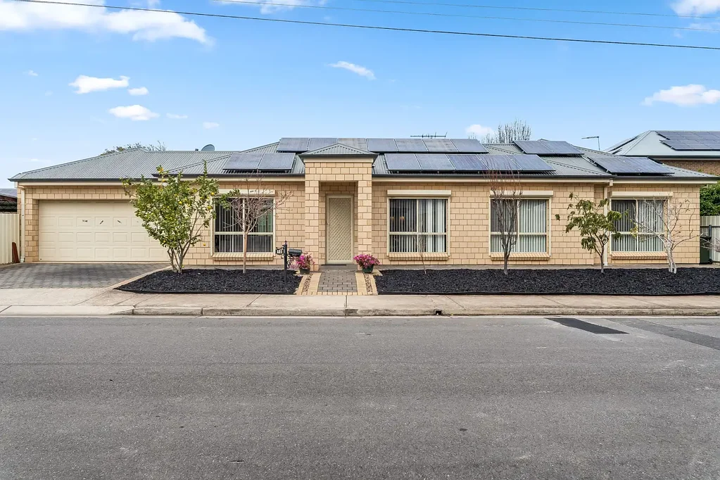 Camden Park 3 Bedroom Contemporary Simplicity & City-to-Sea Lifestyle Bliss Awaits.