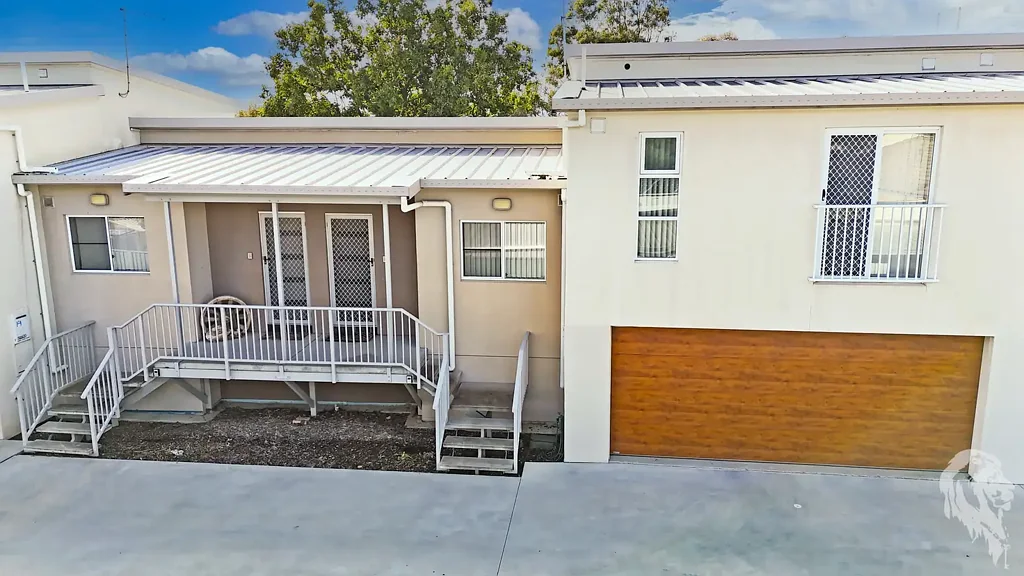 Narrabri 2部屋 MODERN TOWNHOUSE IN PRIME LOCATION