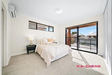 37C Thrall Street, Innaloo, WA 6018, 4房, 2浴, House