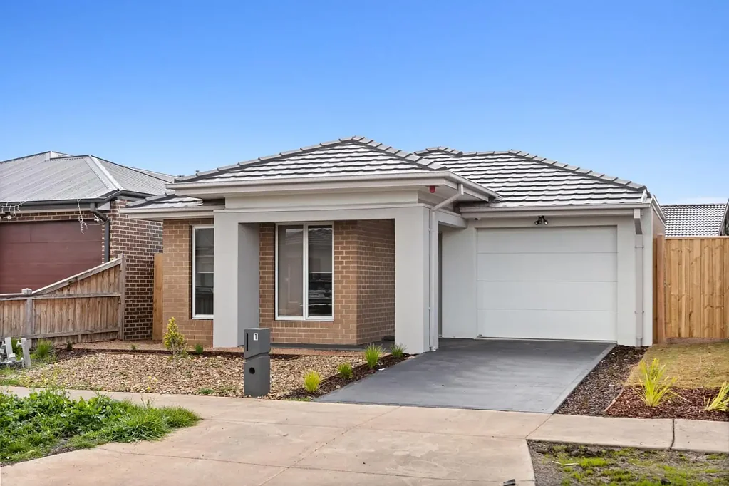 Modern, Low-Maintenance Living in Beveridge