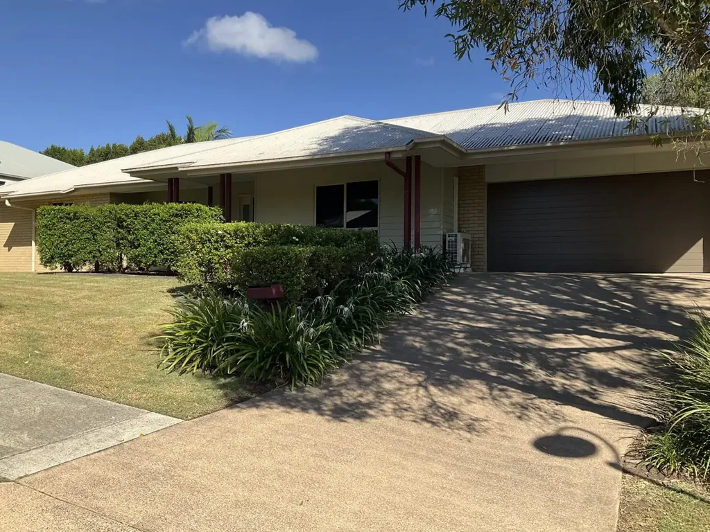 Address Withheld, Flinders View, QLD 4305