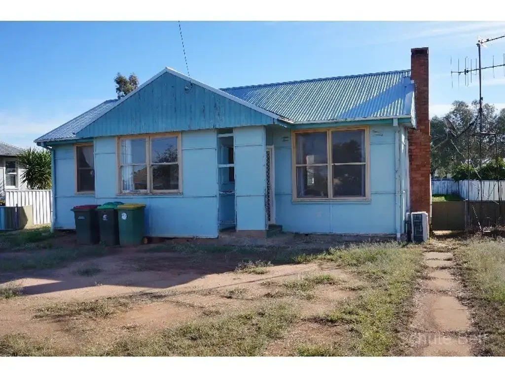Long term tenant required