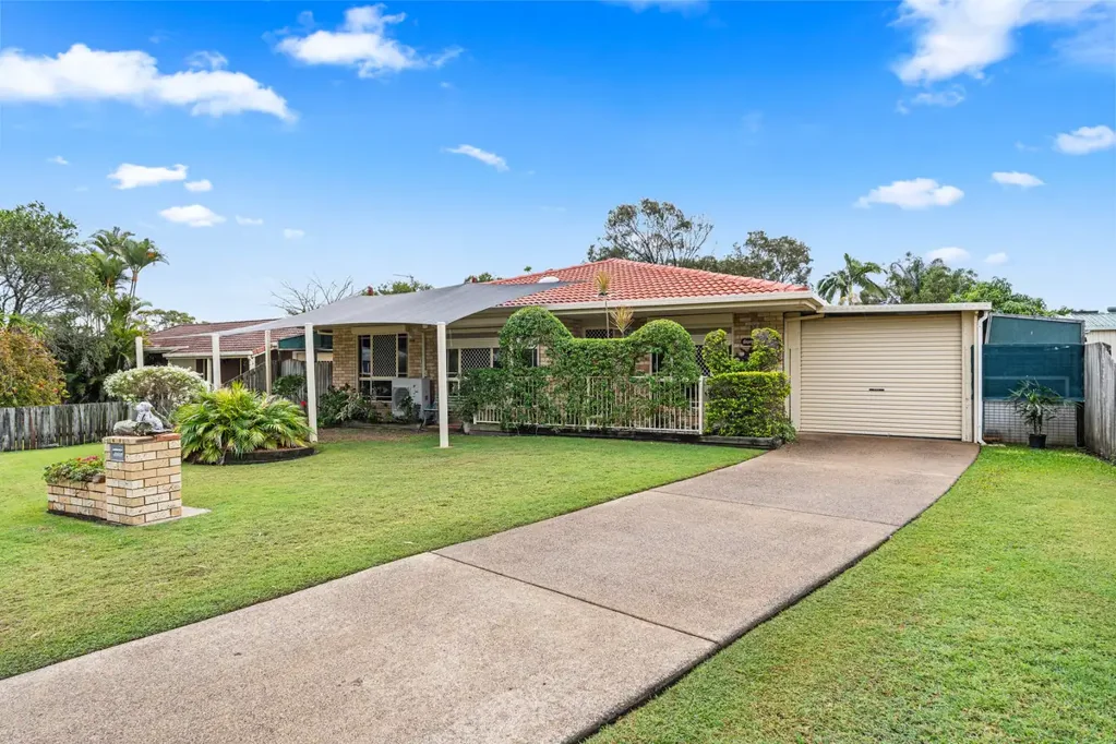 58 Ladbroke Crescent, Urangan, QLD 4655