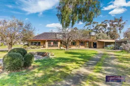 699 Tandarra-Serpentine Road, Tandarra