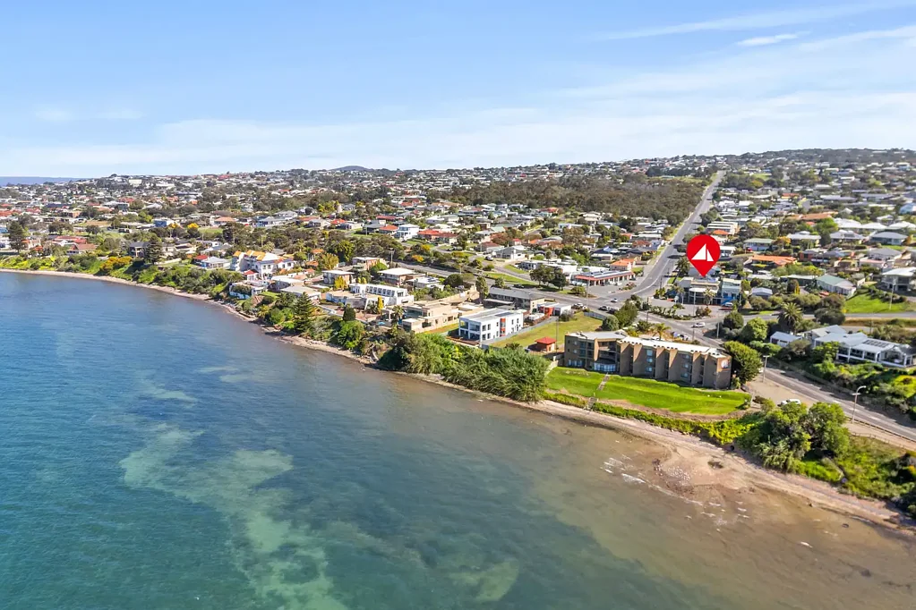Port Lincoln 3Zimmer Elevated 3 Bedroom Home with Bay Views Close to Port Lincoln CBD