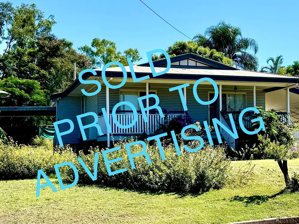 10 SINNOTT Court, Moranbah, QLD 4744