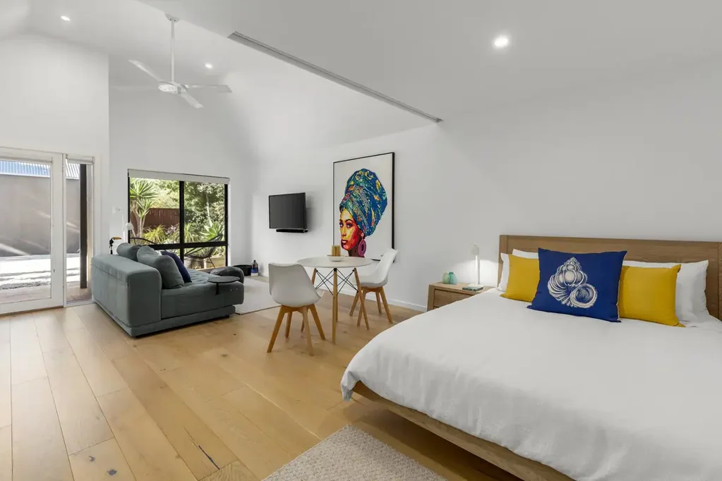 Point Lonsdale Seaside Hideaway