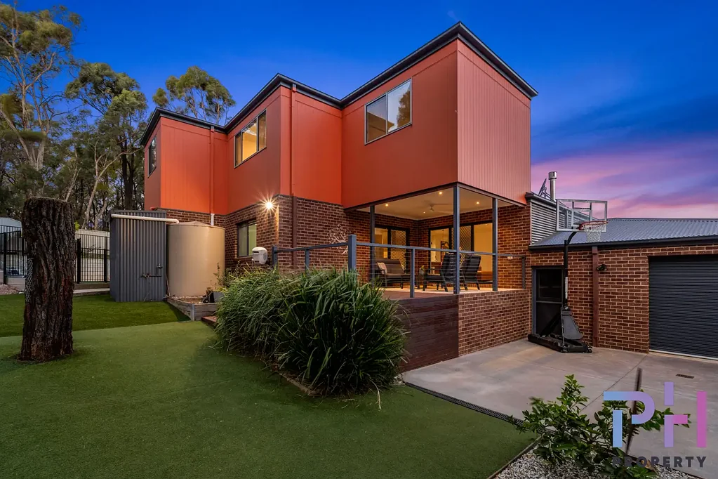 5 Moonah Court, Eaglehawk, VIC 3556
