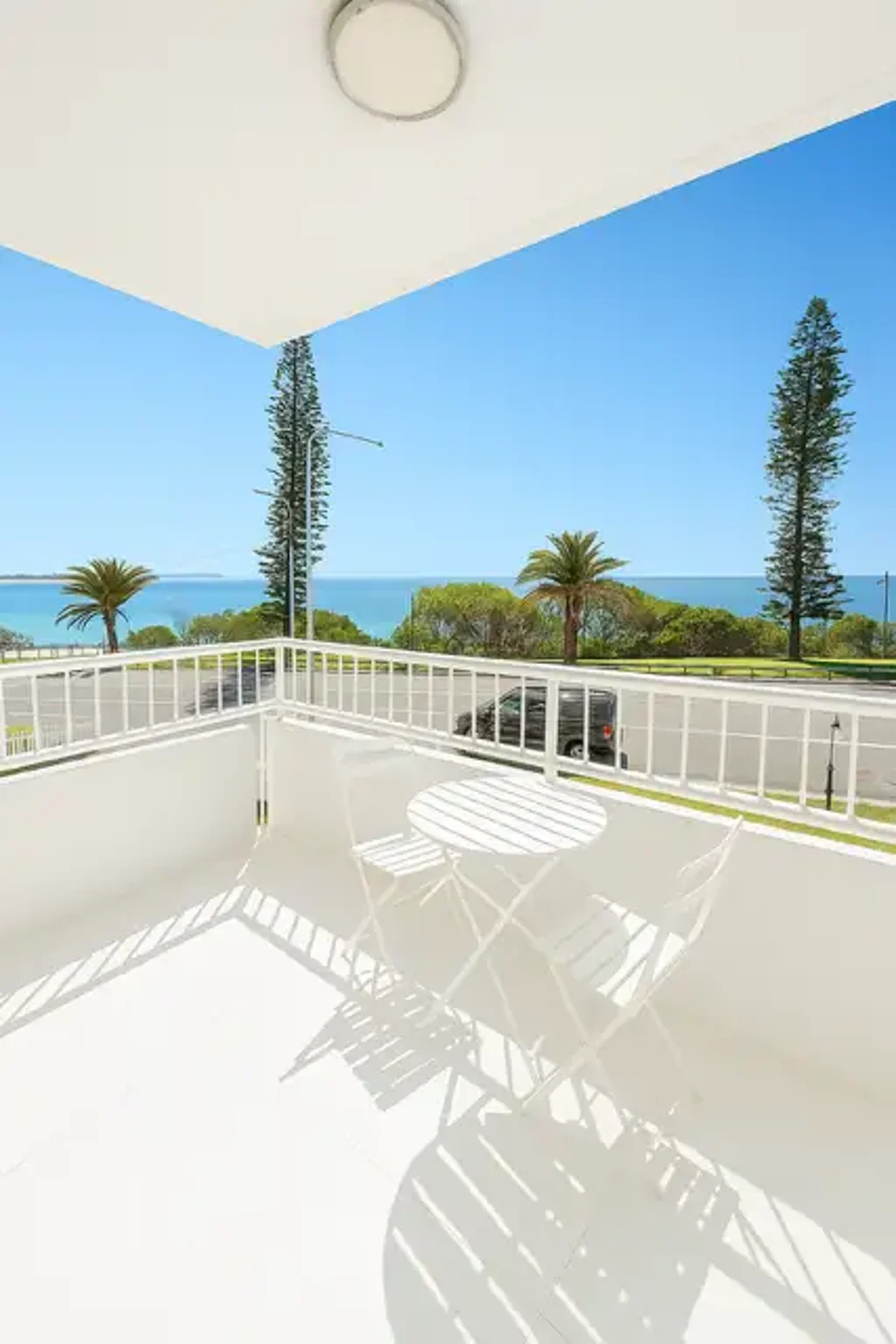 Ocean Views & Beachfront Position - 2 Bed Apartment Opposite Alexandra Headland Beach