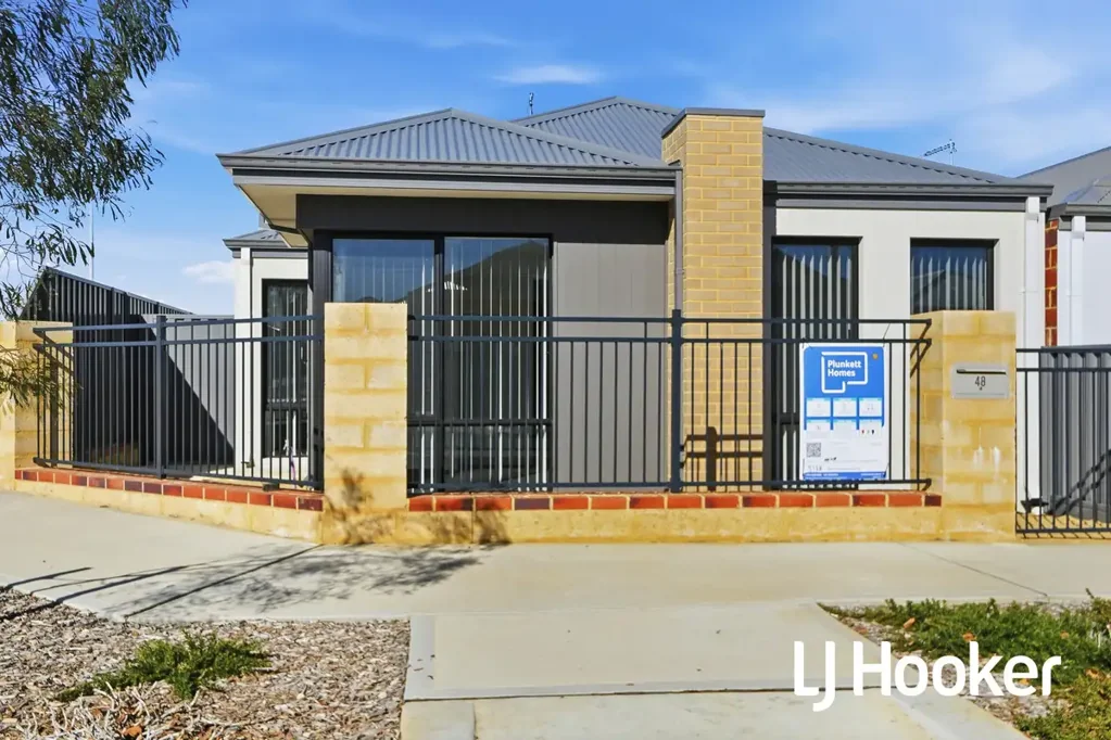 Modern & Low Maintenance Living in Banksia Grove