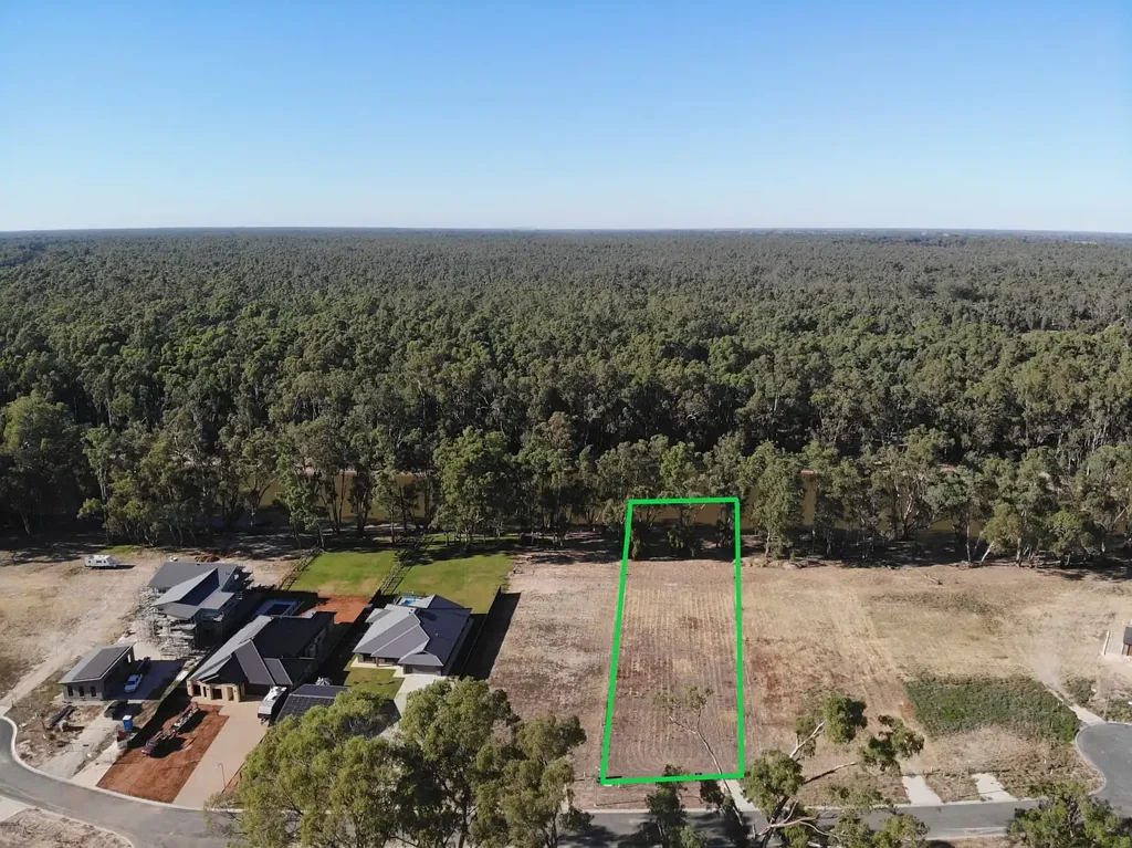 Barham  RIVER LIVING AWAITS YOU