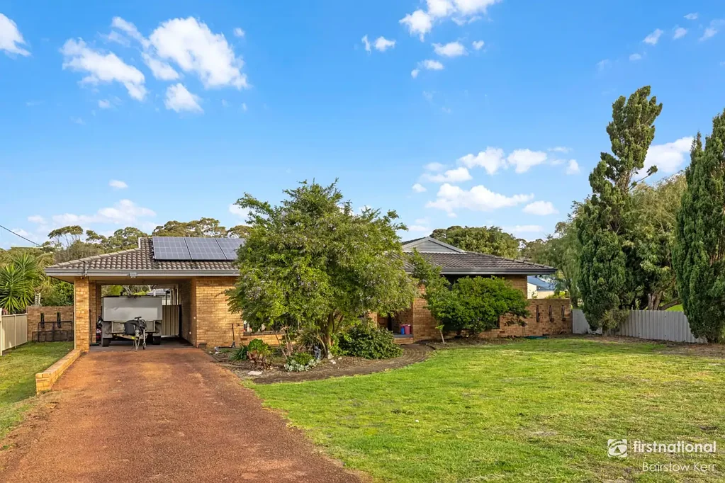 Little Grove 4Moenga Family Comfort in a Sought After Location