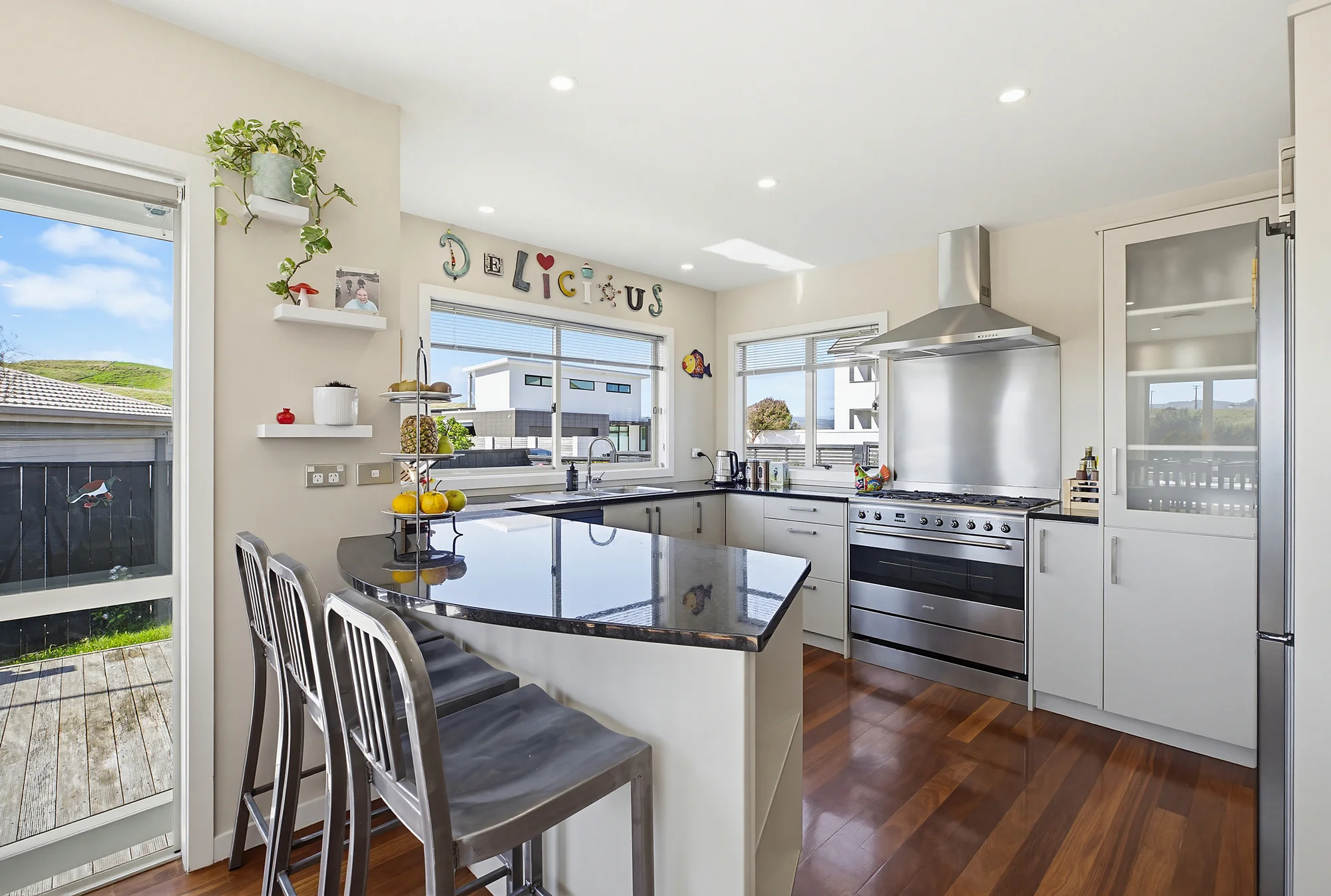 60 St Ives Drive, Camborne, Porirua City, Wellington, 4 Bedrooms, 2 Bathrooms, House