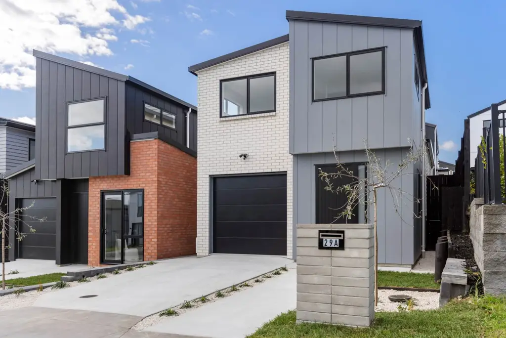 Silverdale 4房  Modern Family Home with 10-Year Mater Guarantee
