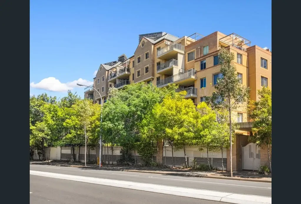 Quiet Convenient Living in the Heart of Parramatta