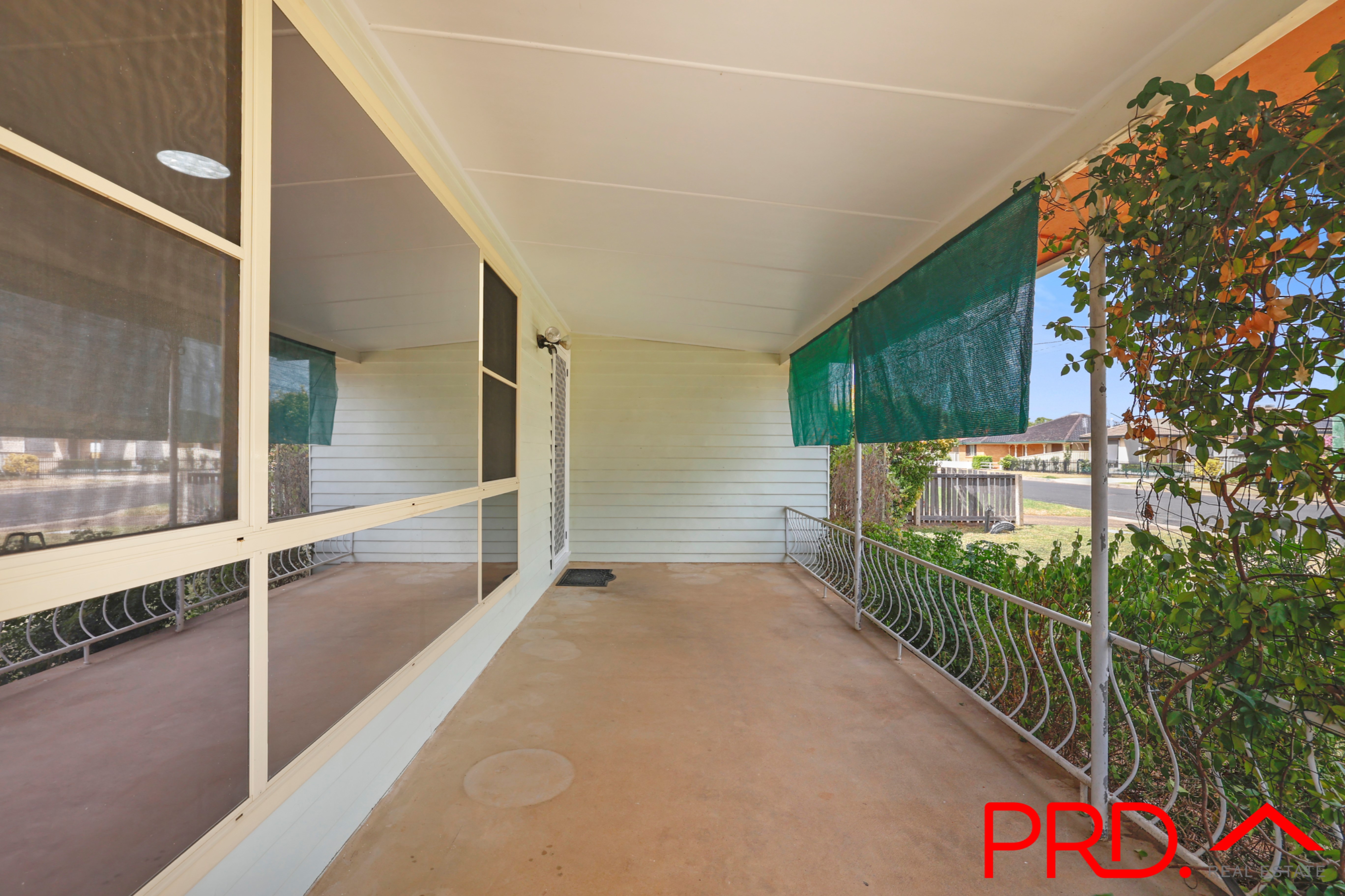 35 EDINBURGH ST, WEST TAMWORTH NSW 2340, 0 침실, 0 욕실, House