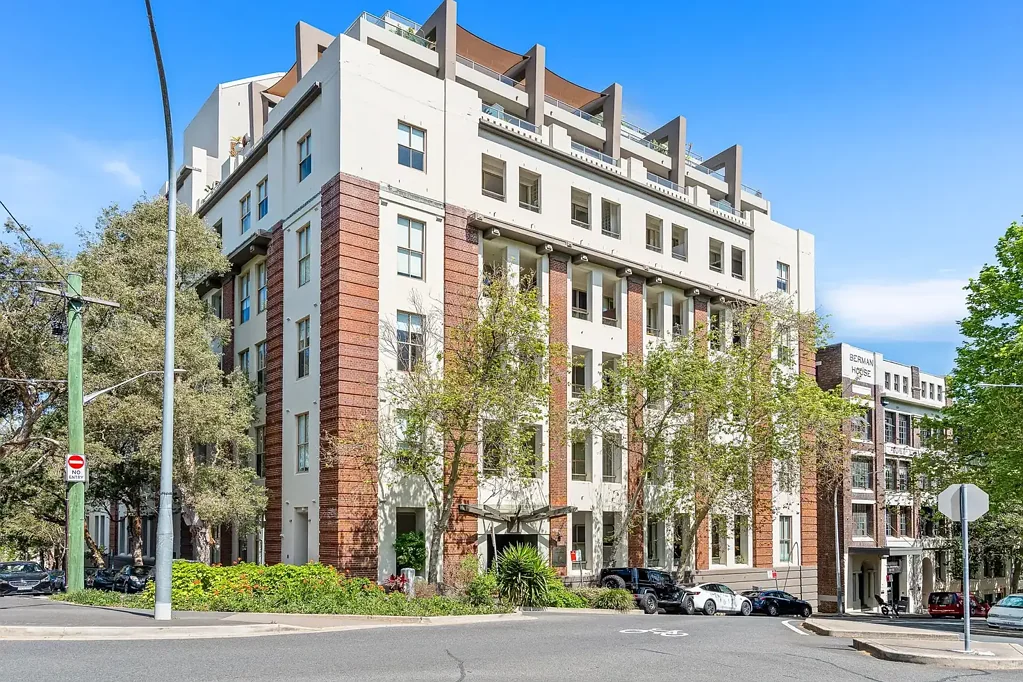 Freshly Painted throughout-New York Style Apartment in the sought after Carlise building.