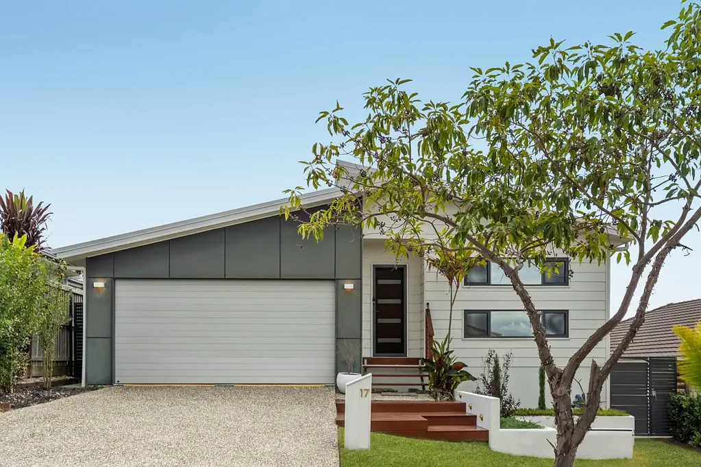 17 Boronia Street, Deebing Heights, QLD 4306