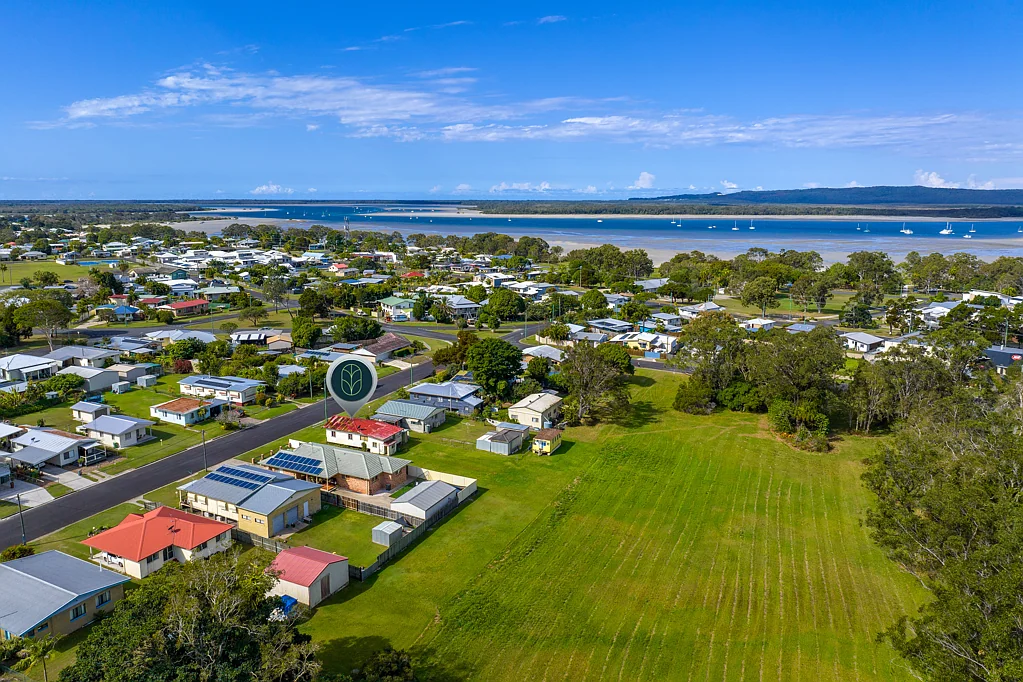 30 Bass Street, Tin Can Bay, QLD 4580
