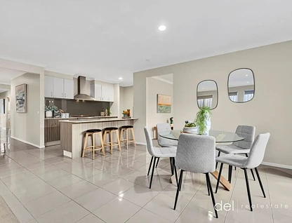 4 Willum Way, Dandenong, VIC 3175, 4 कमरे, 2 बाथरूम, House