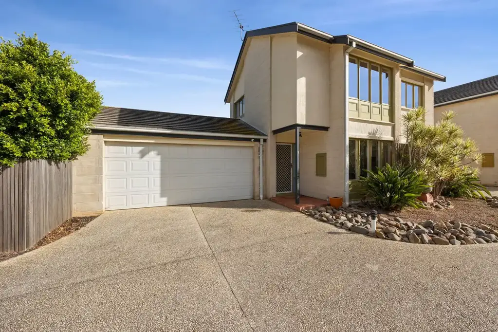 Torquay 3房  PRIME LOCATION IN OLD TORQUAY – A RARE OPPORTUNITY!