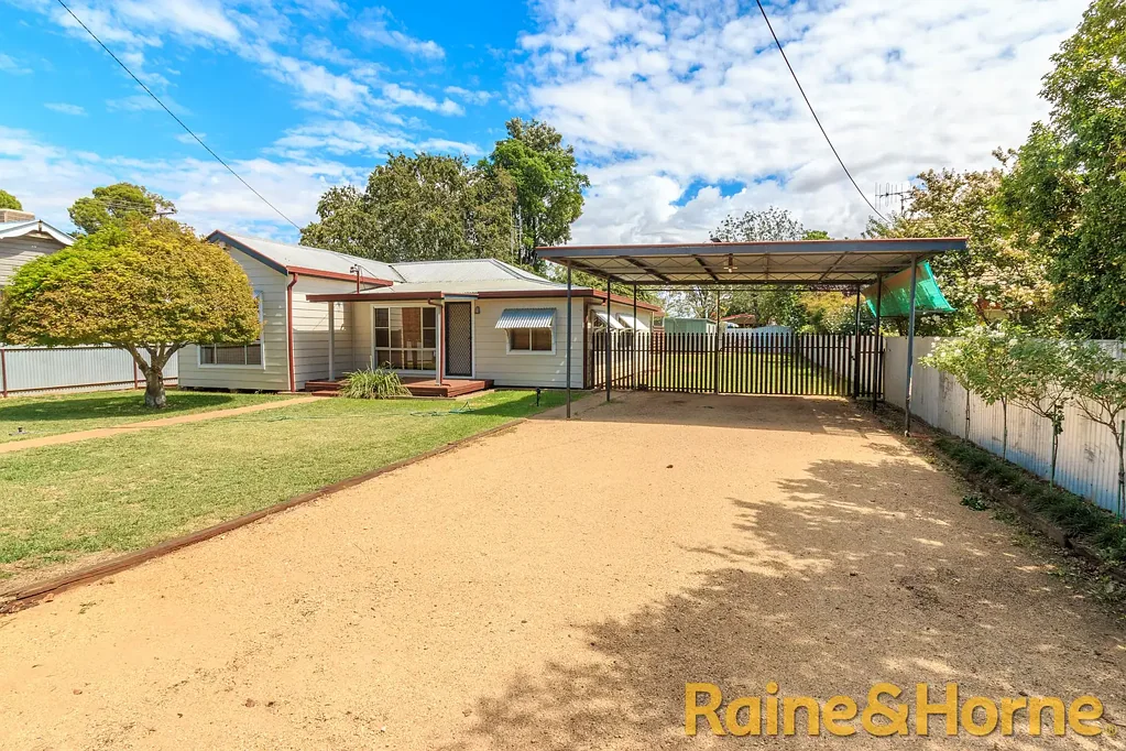 Family Home with Large Shed