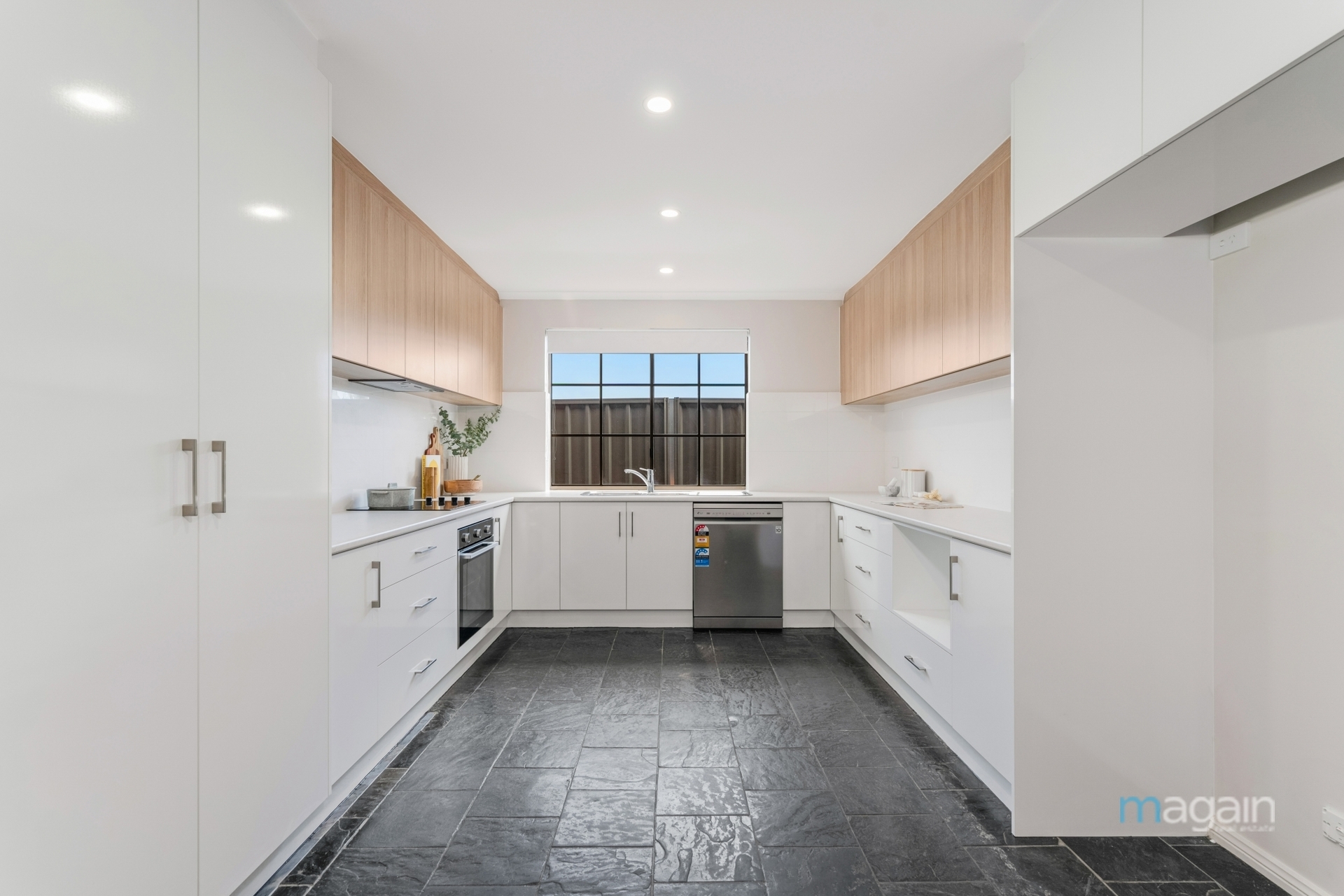 76 COTTAGE LANE, ONKAPARINGA HEIGHTS SA 5163, 0房, 0浴, House