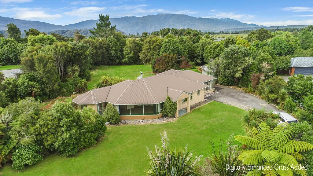 Westport 4 Bedroom Beautiful Lifestyle Home, Gorgeous Grounds!