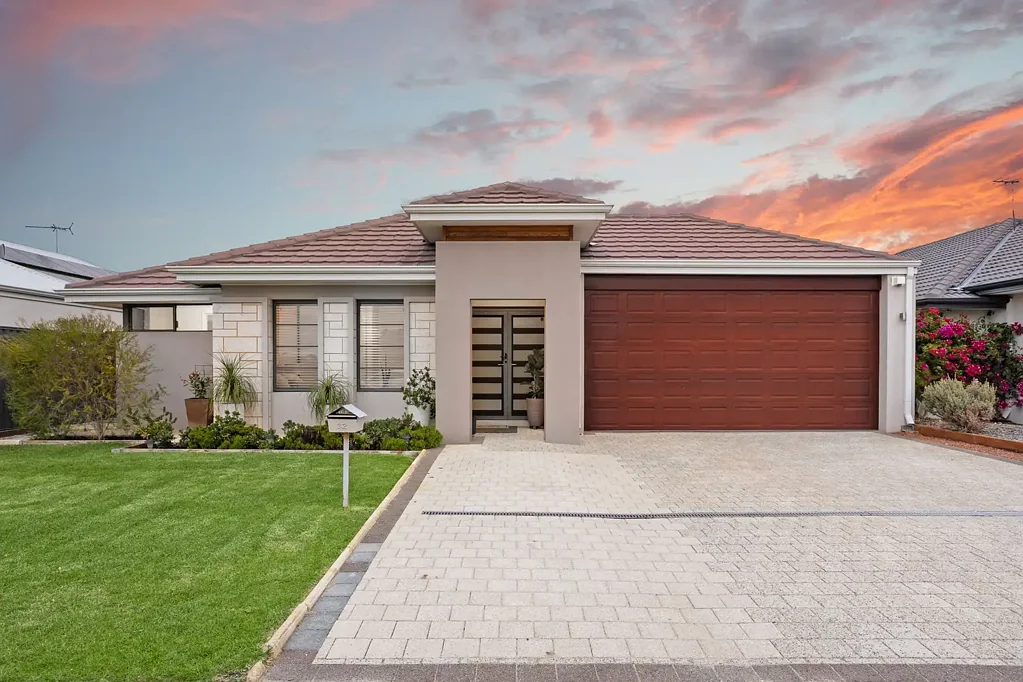 32 Ukich Crescent, Spearwood, WA 6163