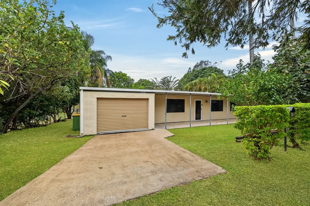 Stuart 3房  Vision + value = your next project on a 845m² corner block