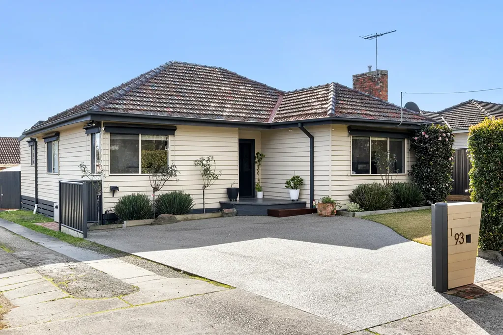 Ringwood East 3 Bedroom Entertainer's Haven with Character-Filled Charm.