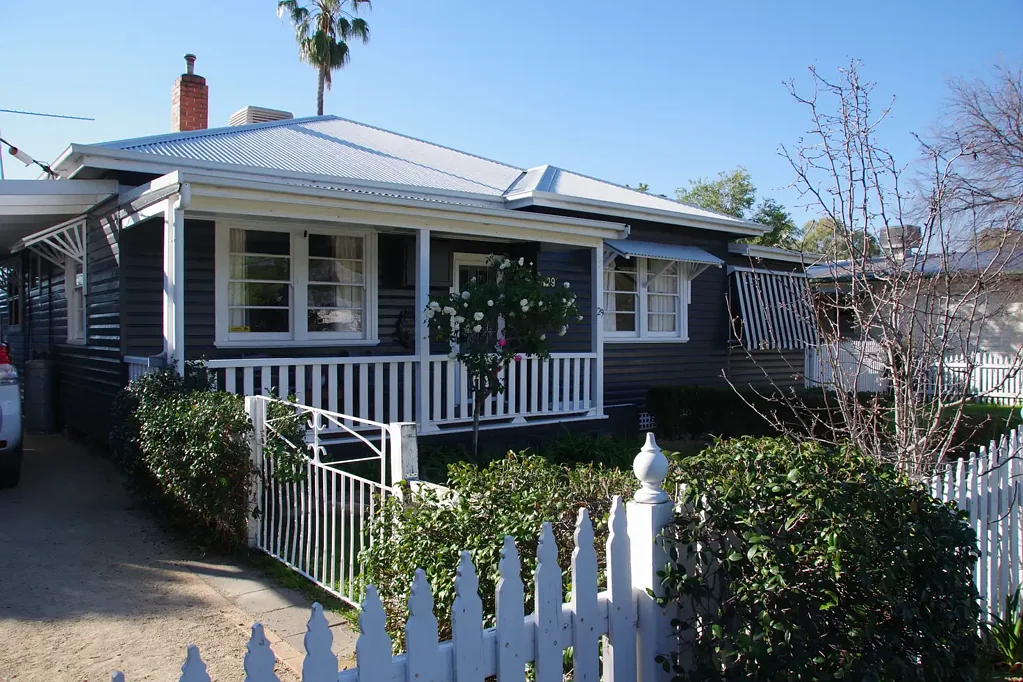 Narrabri 4Zimmer Renovated Home with Vintage Character