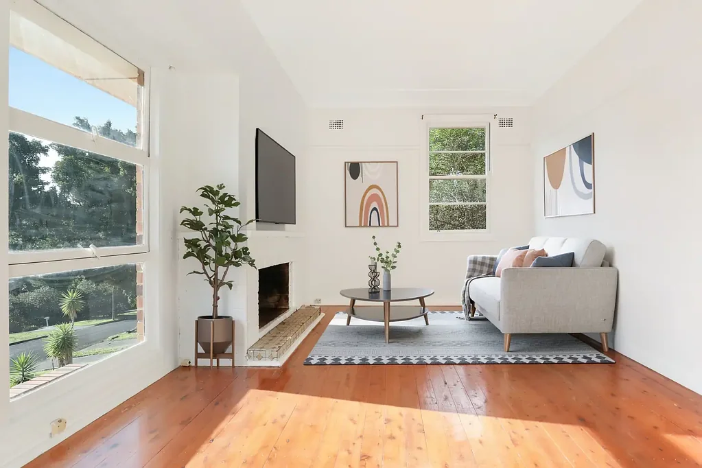 Berkeley 2chambre The Perfect First Home on a Generous 745m² Allotment